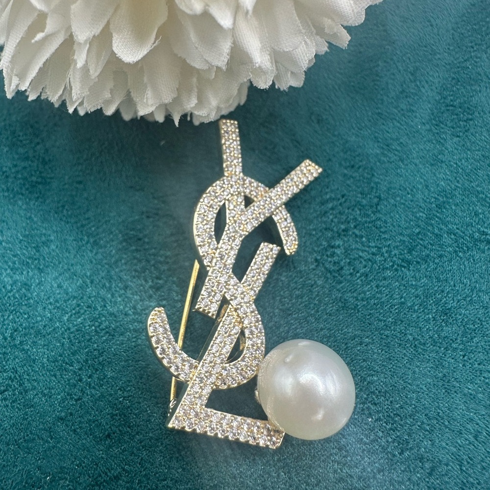 Authentic south sea pearl choker